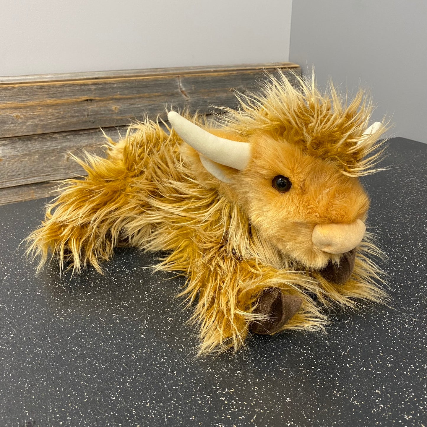 Wallace Highland Cow Deluxe