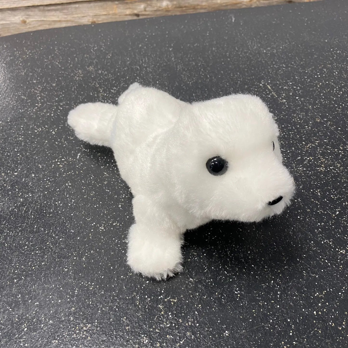 Sprinkles White Seal Douglas Cuddle Toys